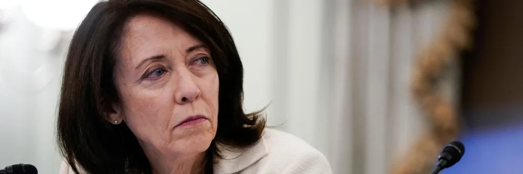 Cantwell Delay of FCC Confirmation Called ‘Gift to AT&T’